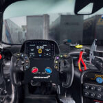 Volante Ascher Racing McLaren Artura GT4 - Imagen 6